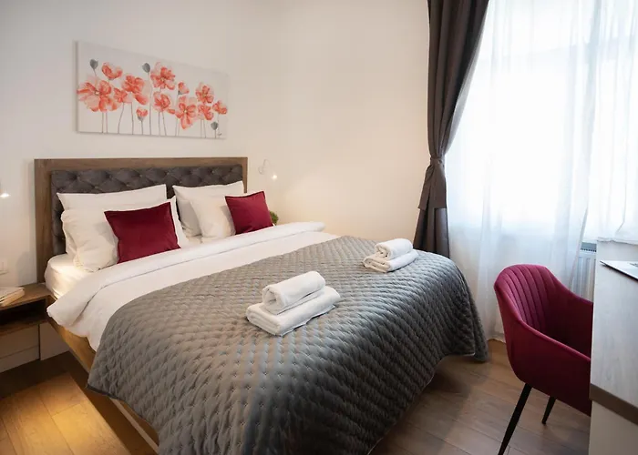 Design Park Residences - Stayflok