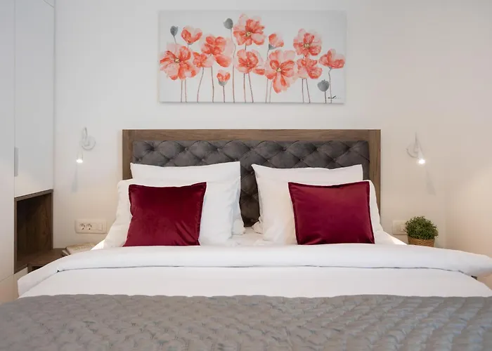 Design Park Residences - Stayflok