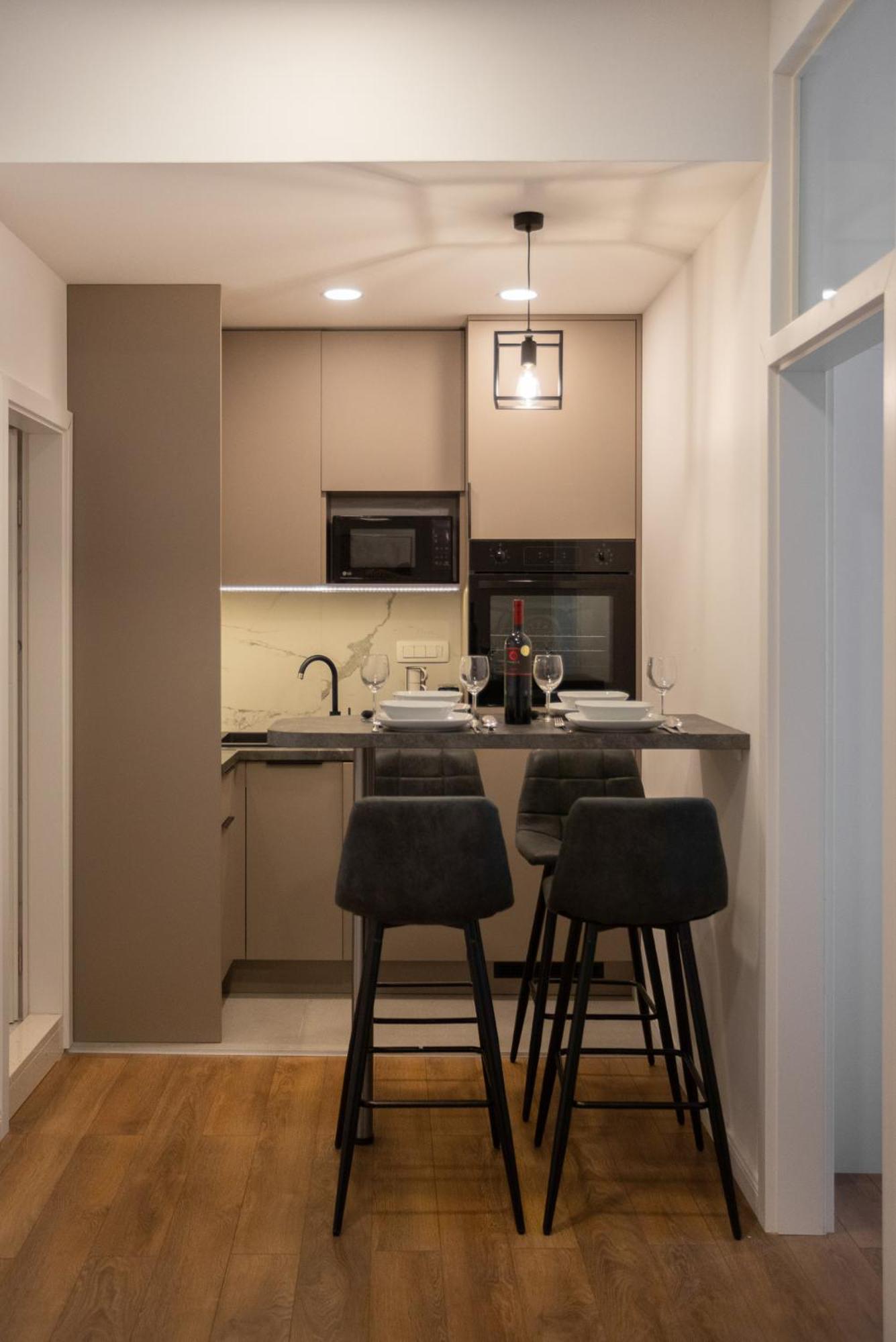 Design Park Residences - Stayflok Apartment