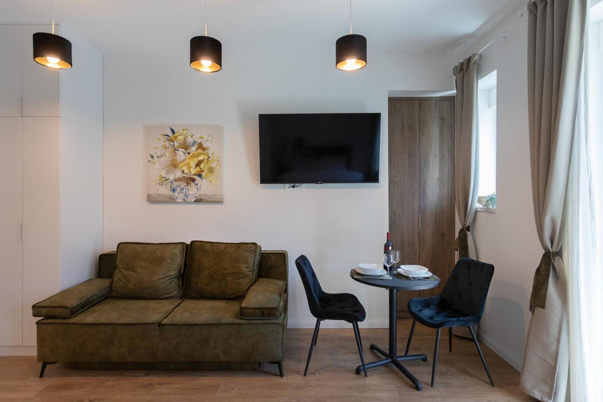 Design Park Residences - Stayflok