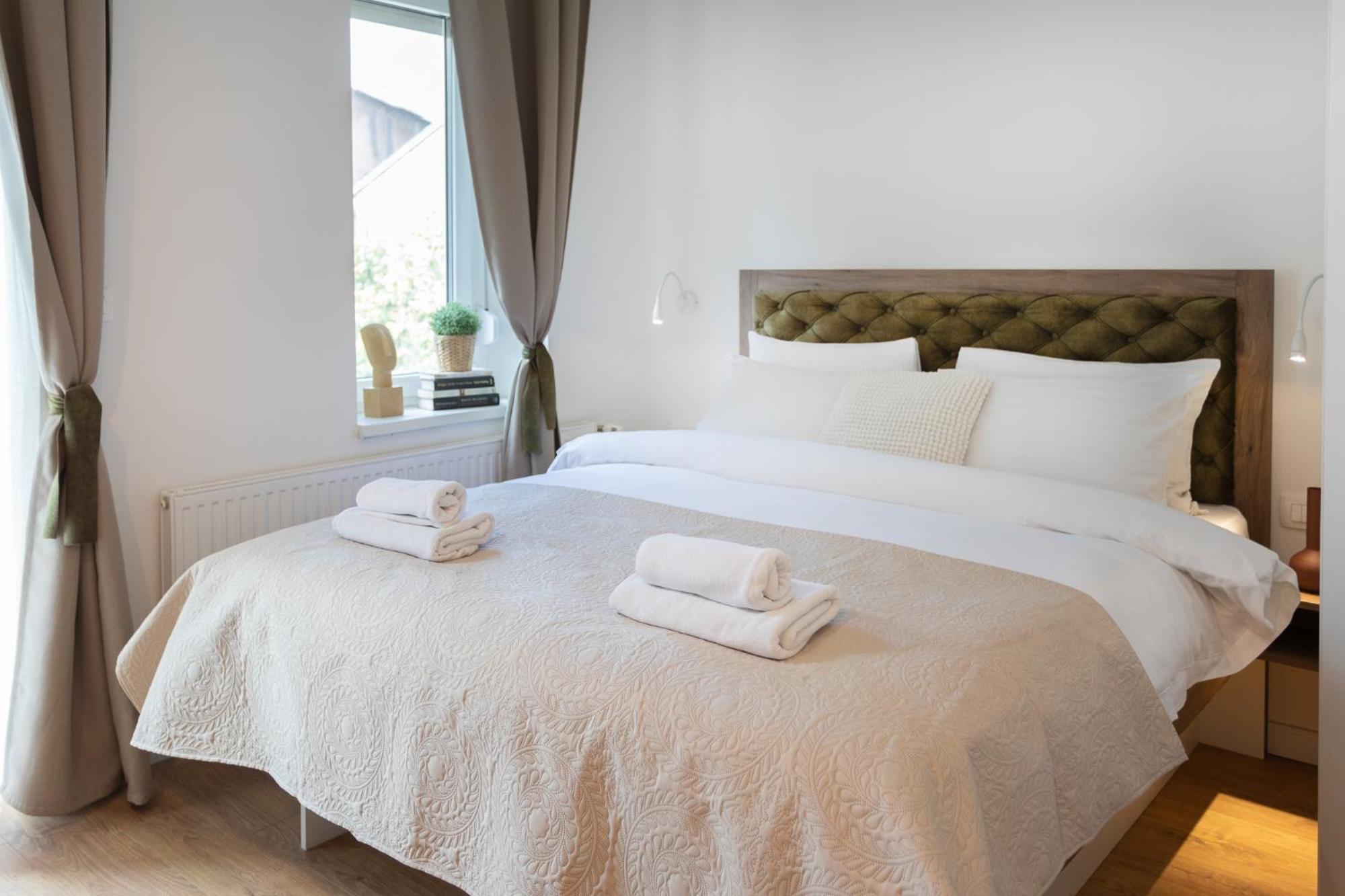 Design Park Residences - Stayflok Apartment