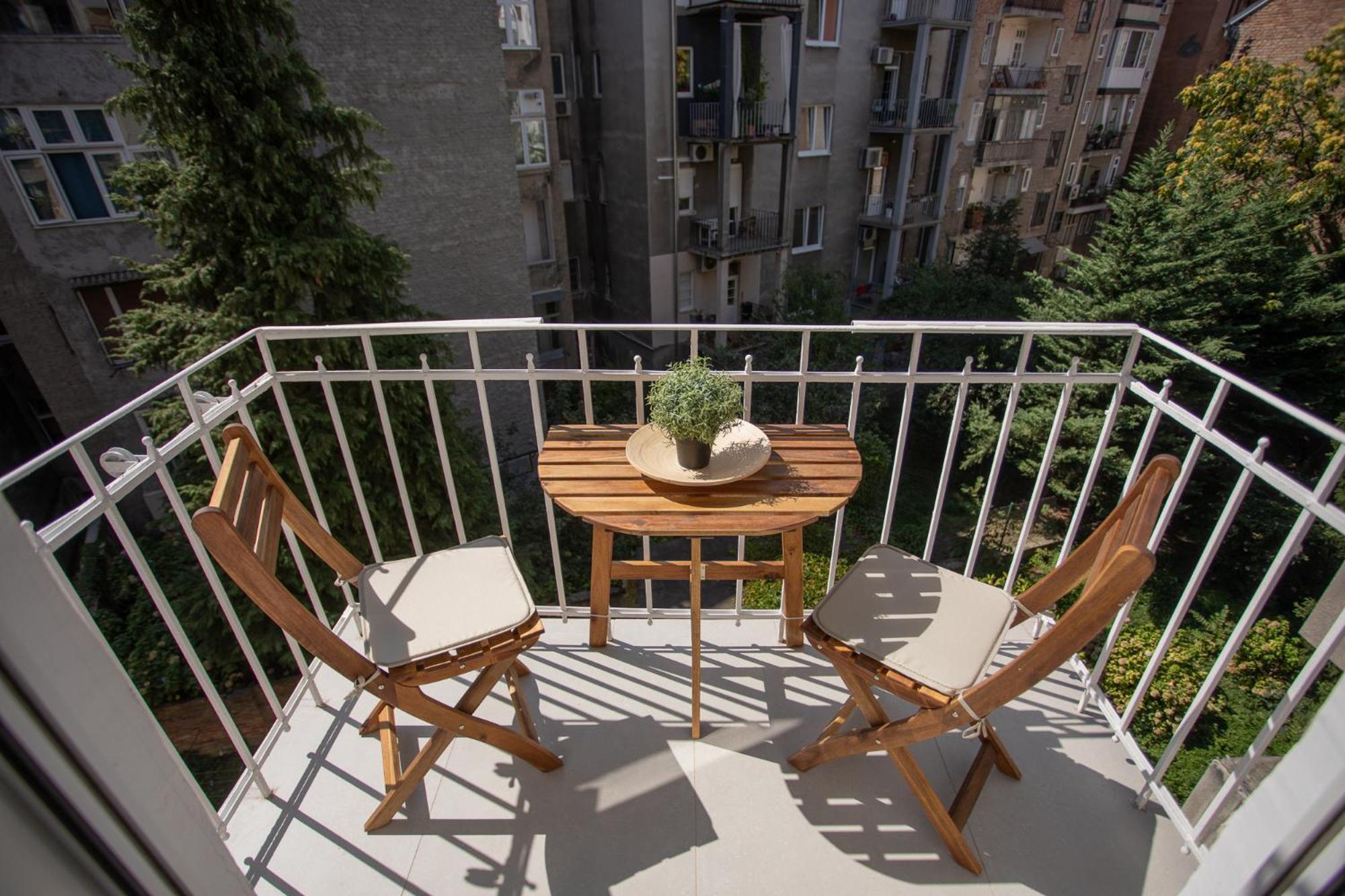 Design Park Residences - Stayflok