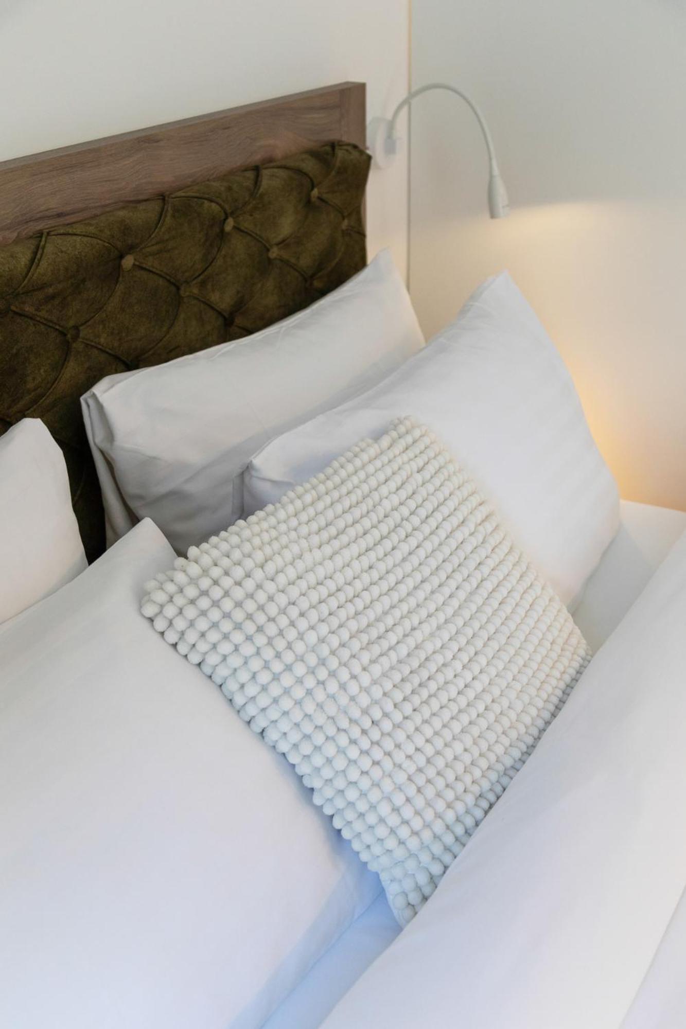 Design Park Residences - Stayflok Apartment *